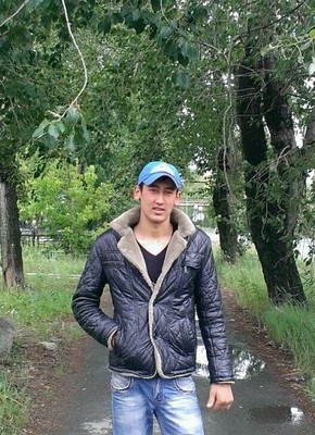 Боря-Бобур, 30, Россия, Трудовое
