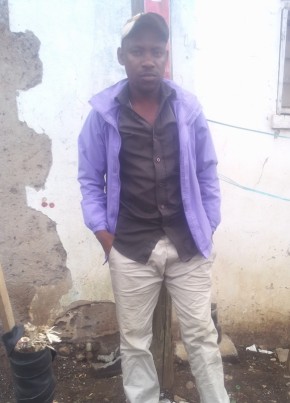 Samuel, 31, Kenya, Nairobi