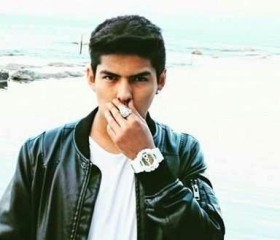 Victor, 26, Falconara Marittima