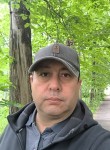 Berdi Mammedov, 44, Cherepovets