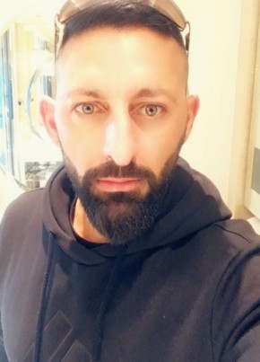 Gman , 42, Australia, Melbourne