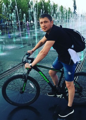 Artur, 36, Россия, Москва