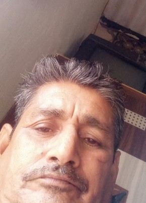 Devraj makvana, 55, India, Gāndhīdhām