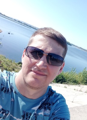 Евгений из Югорска 38 лет
