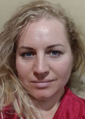 Наталья из Саратова 38 лет