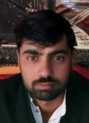 Ch Zeeshan, 27, پاکستان, كوٹ ادُّو‎