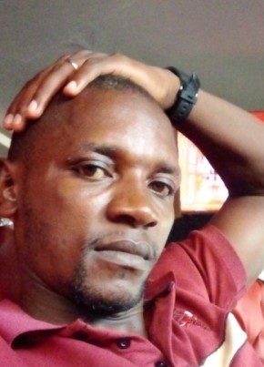 Kyazze Godfrey, 30, Uganda, Kampala