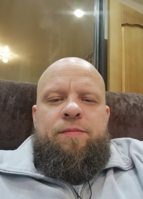 Юрий, 43, Россия, Гатчина