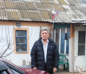 Геннадий, 74 года, Джанкой