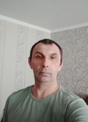 Александр из Тюмени 46 лет