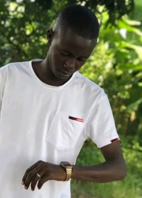 Merju fati, 19, República da Guiné-Bissau, Bafatá