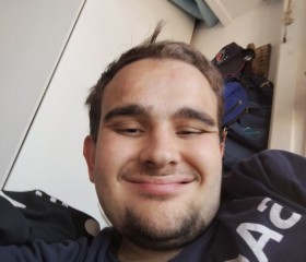 Enzo, 19, Buenos Aires