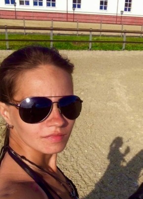 Елена, 31, Россия, Москва