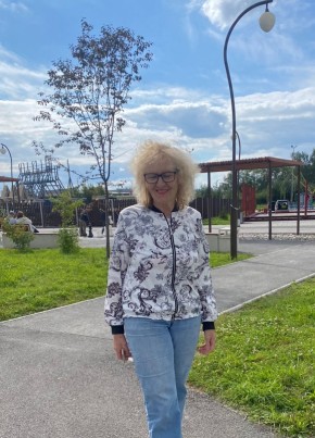 Анна, 67, Россия, Богданович