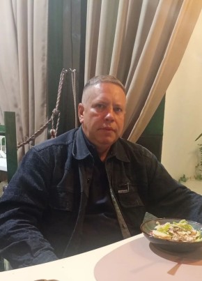 Александр из Дятьково 46 лет