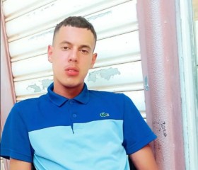 Drissi, 19, Adrar