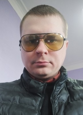 Антон из Донецка 39 лет