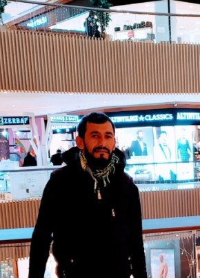 Emrullah из Bursa 38 лет