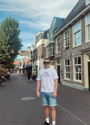Vitalik из Alphen aan den Rijn 28 лет