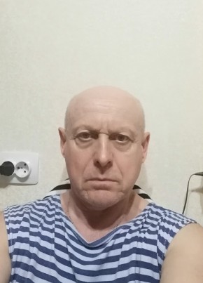 Андрей, 68, Россия, Озёрск (Челябинская обл.)