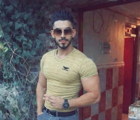 AMIR, 32, Algiers