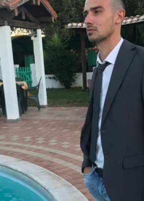 Pier Paolo, 28, Repubblica Italiana, Oristano