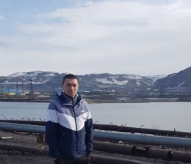 Михаил, 38 лет, Норильск