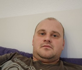 Serjoga, 18, Pforzheim