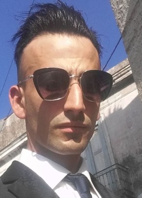 Antonio, 32, Repubblica Italiana, Arienzo San Felice