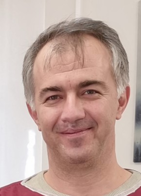 Fade, 51, Palestine, Al Birah