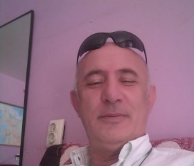 Александр, 55, Batumi