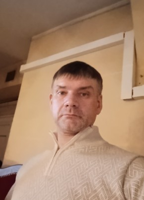 Денис из Москвы 46 лет