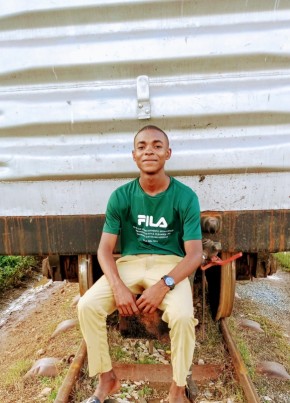 Yasin said, 18, Tanzania, Maramba