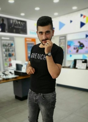 Cengiz, 28, Türkiye Cumhuriyeti, Ankara