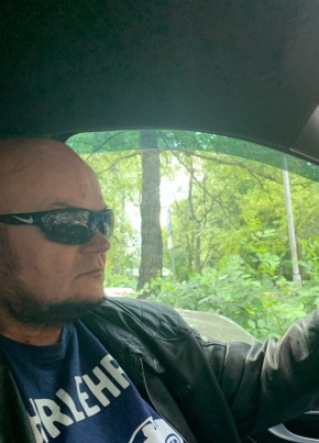 Aleksey, 51, Russia, Oktyabrsky