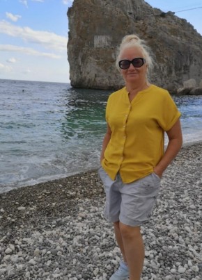 Лена, 62, Россия, Учалы