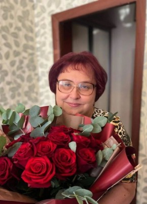 Светлана из Санкт-Петербурга 63 года