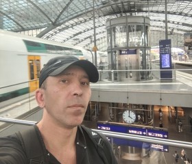 Dmitriy, 46, Oberursel