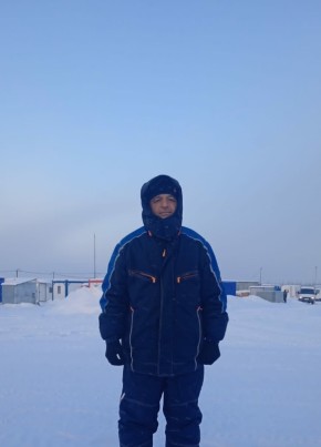 Роман из Хасавюрта 55 лет