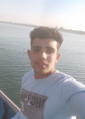 احمد رجب, 18, جمهورية مصر العربية, بني سويف