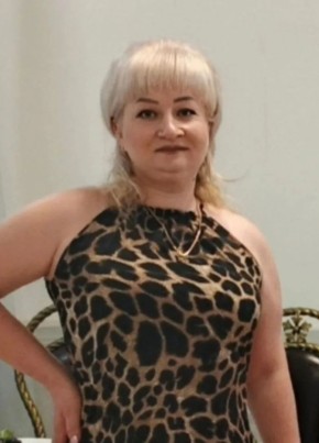 Елена из Тольятти 46 лет