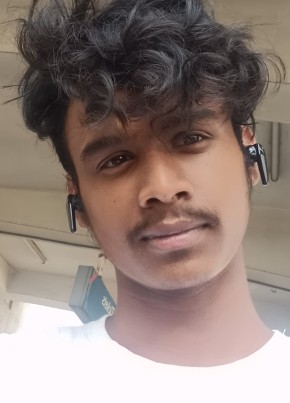 Altab, 18, India, Hyderabad