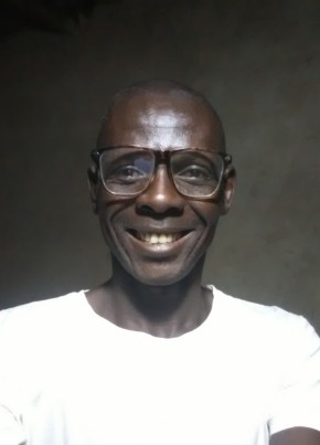 Ousseynou Ndiaye, 30, République du Sénégal, Dakar