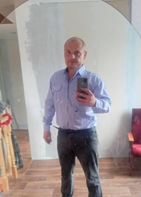 Anton, 35, Russia, Novaya Usman