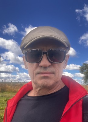 Руслан из Рэчыцы 64 года