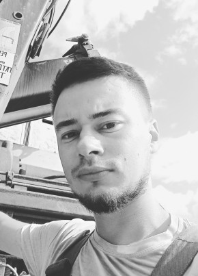 Александр из Рэчыцы 29 лет