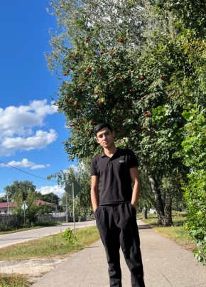 Арсен из Тамбова 18 лет