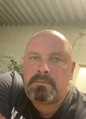Sergey, 42, Russia, Saint Petersburg