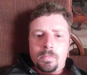 Attie, 30, Klerksdorp