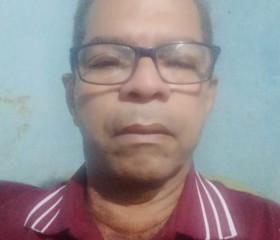 Miguel, 68, Americana